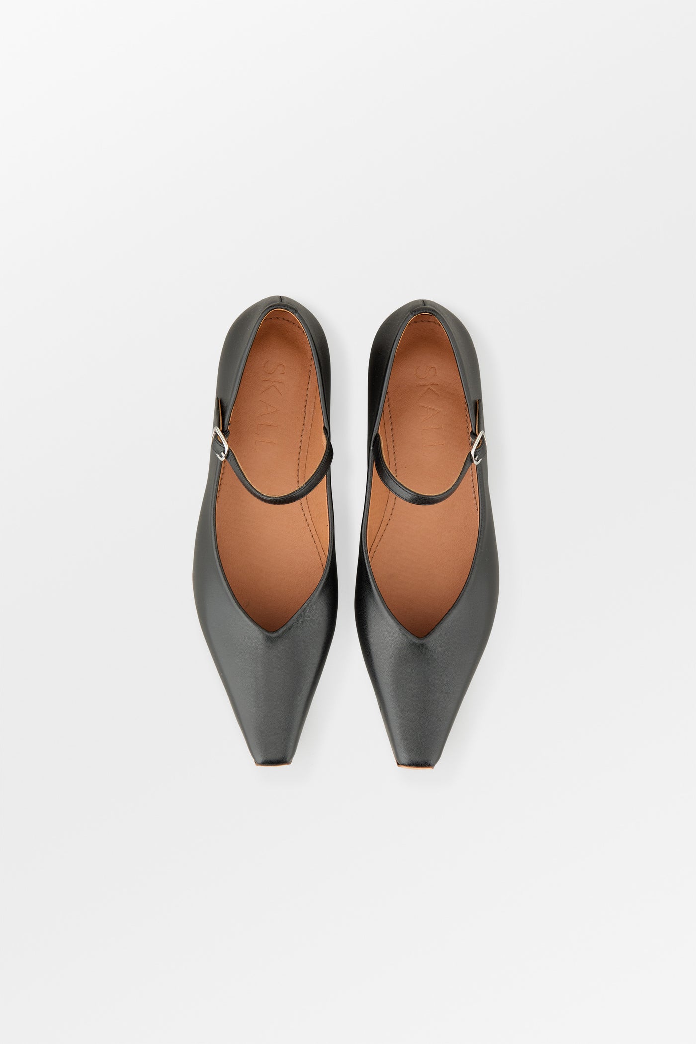 Skall Studio Pointy mary jane Shoes Black