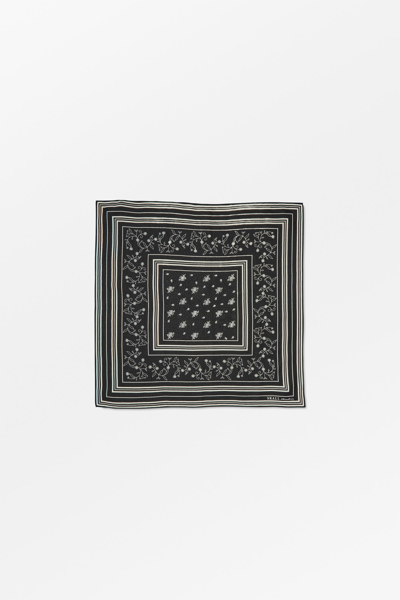 Skall Studio Skall classic scarf 55x55 Scarf Black/Light cream